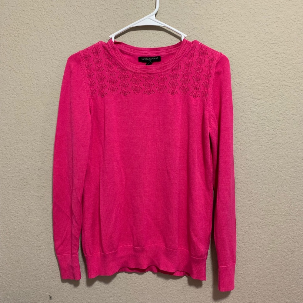 Banana Republic pink color sweater